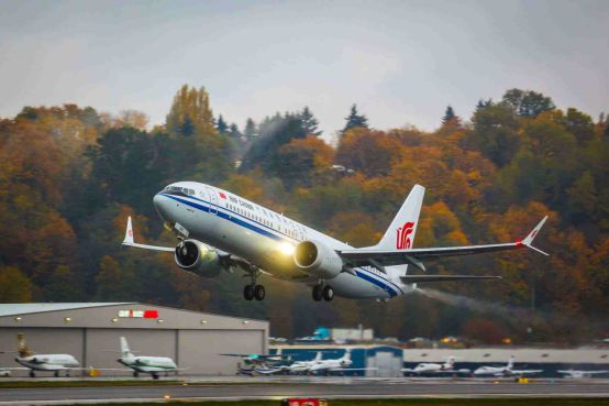 希思罗机场关闭：英国航空公司和维珍航空公司因火灾而关闭