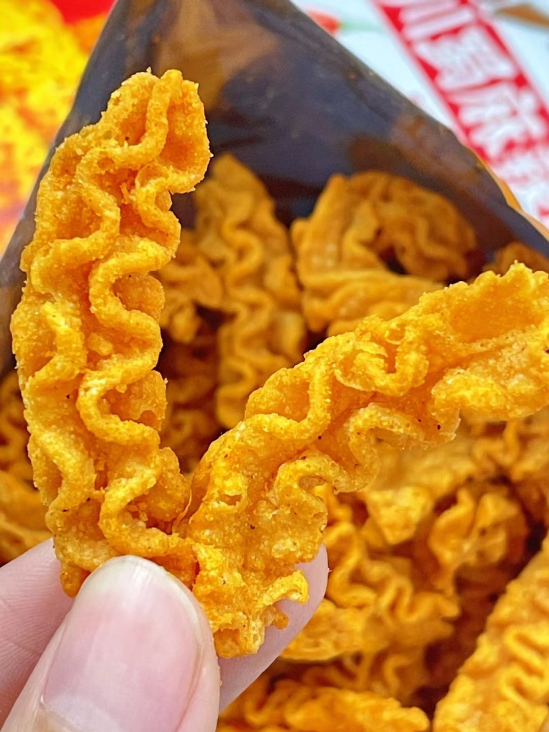 美食博主称，添加一种不寻常的成分会让烤肉变得“特别脆”