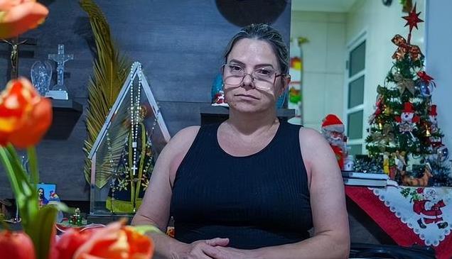 其中三人在吃了供应给NHS医院的甜点后死于严重的食物中毒